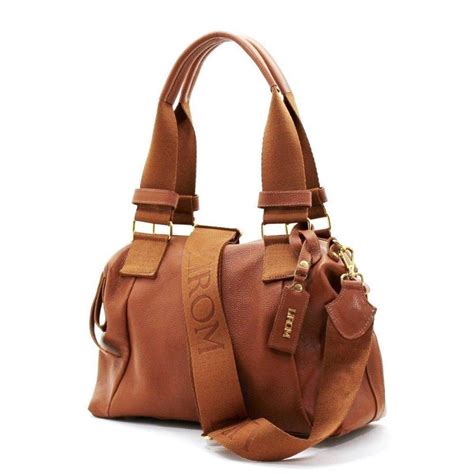 Coleção Bolsas Femininas de New Models para Bolsas e 